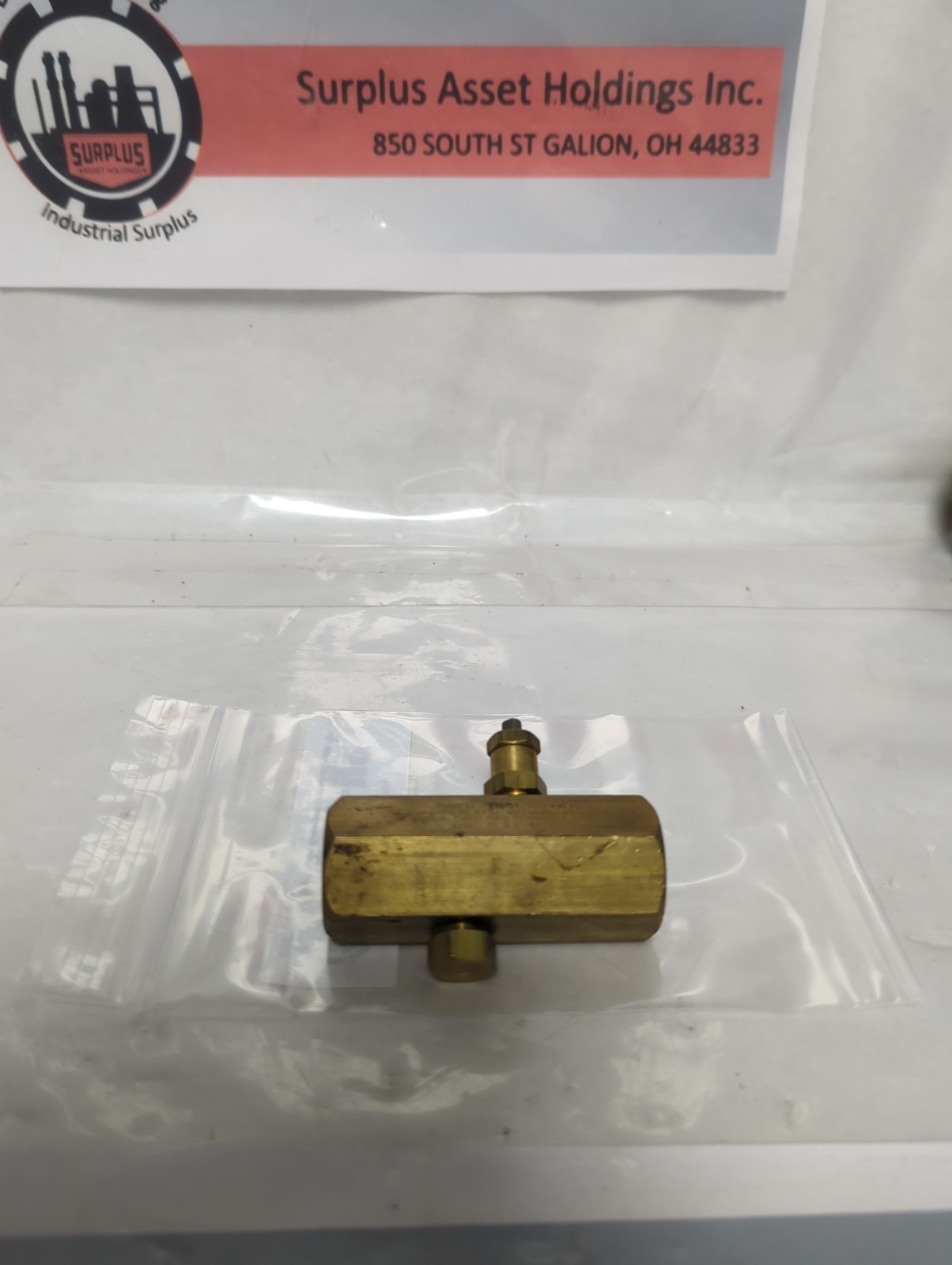 Used DELTROL,F25B,PNEU-TROL 3/8 INCH FLOW CONTROL VALVE PRE-OWNED