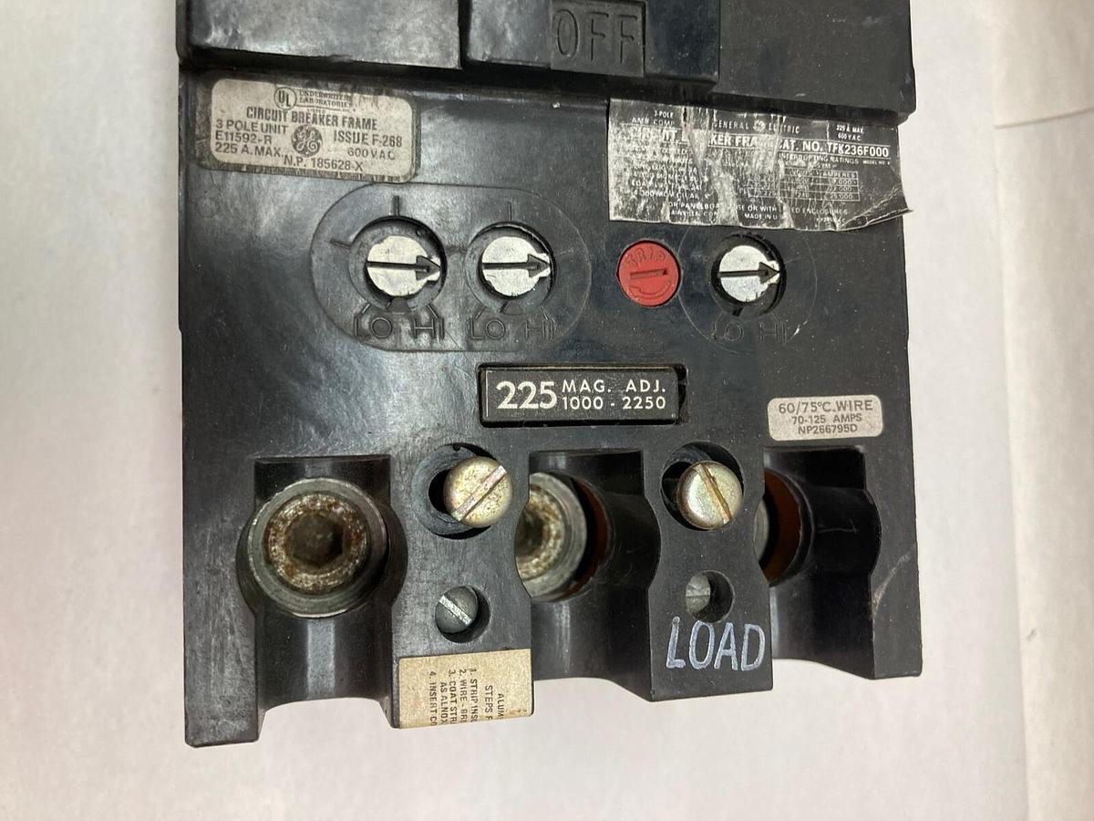 Used General Electric,E11592-R,3-Pole Circuit Breaker 224A Max