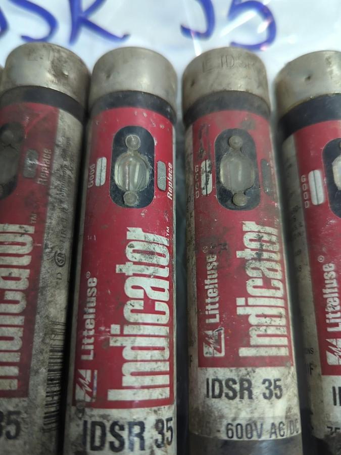Used LITTELFUSE,IDSR35,INDICATOR FUSE 35 AMP LOT OF 6 PRE-OWNED
