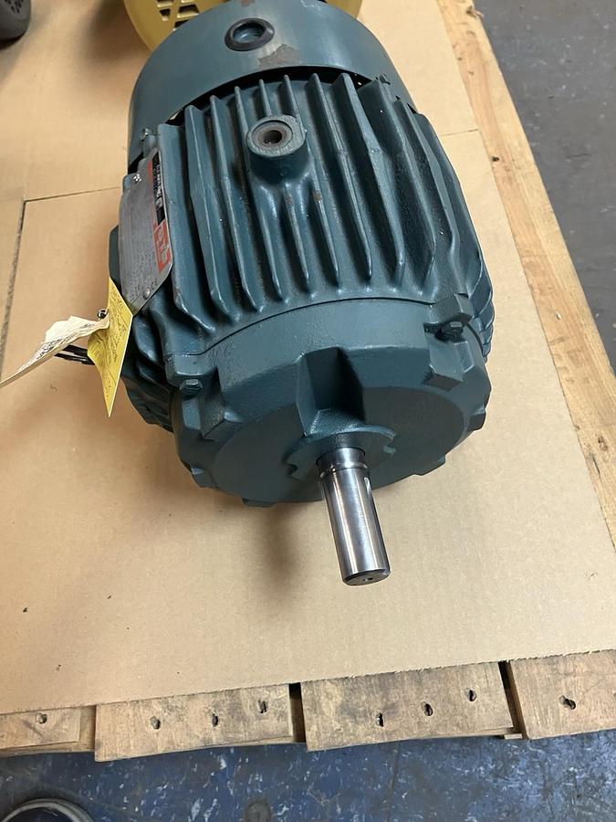RELIANCE,P18G3352H,MOTOR 5HP 1440RPM 184T 220/380V