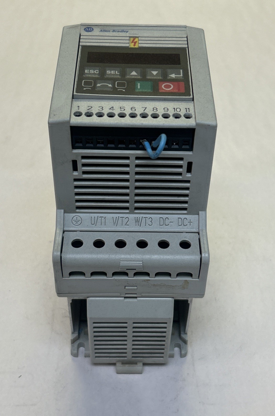 Used ALLEN BRADLEY,160-BA03NPS1P1,VARIABLE SPEED DRIVE
