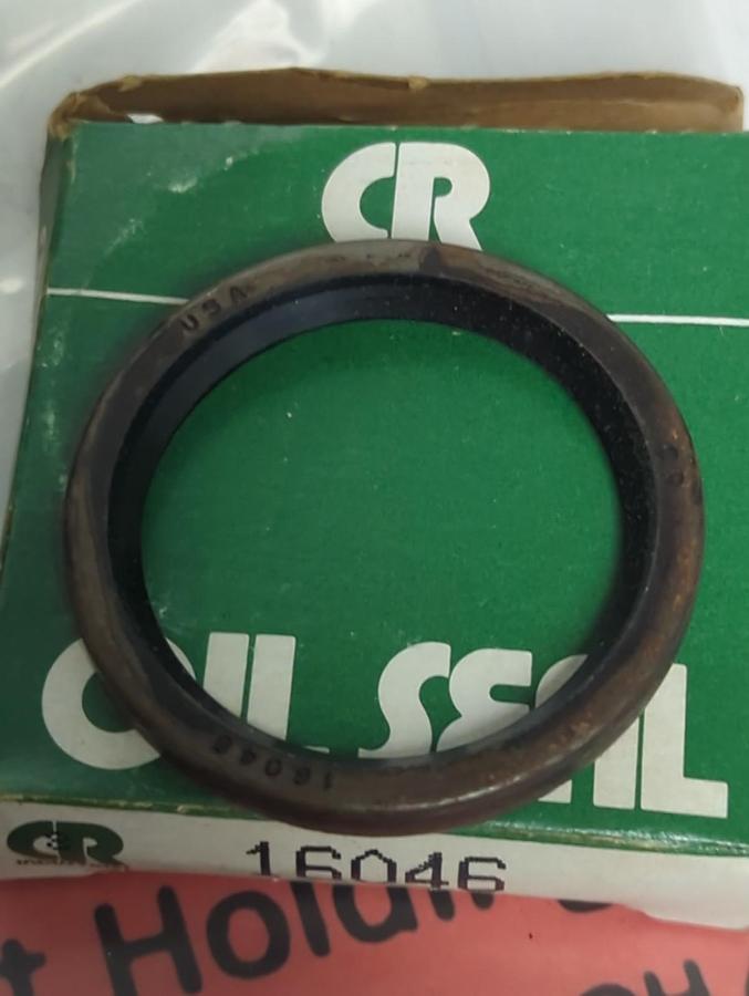 CHICAGO RAWHIDE,16046,OIL SEAL LOT OF 8 NOS
