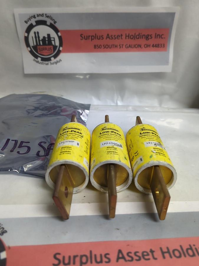 Used COOPER BUSSMANN,LPJ-175SP,LOW-PEAK FUSE 175 AMP LOT OF 3 PRE-OWNED