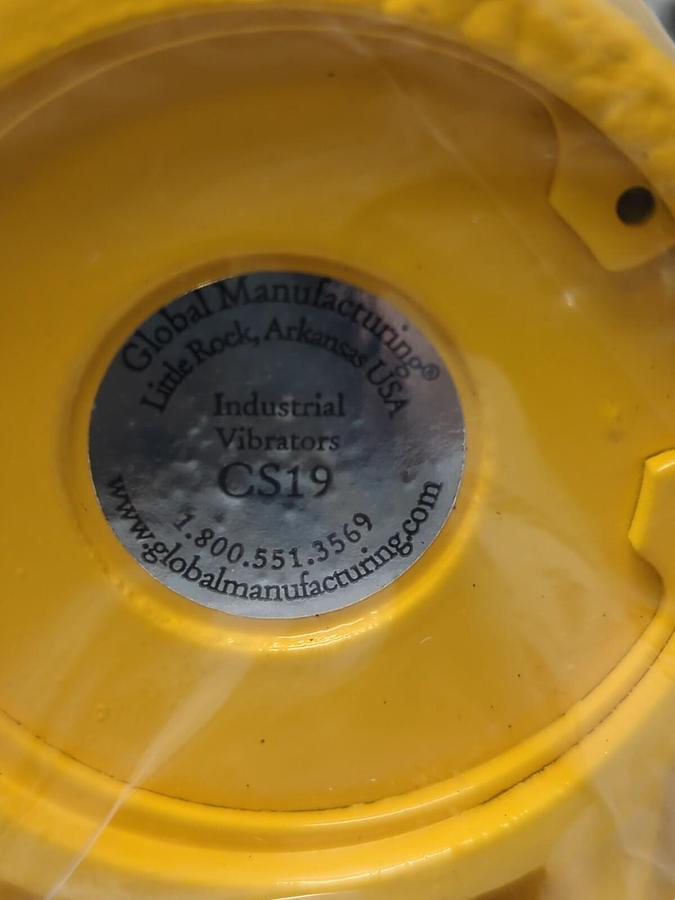 GLOBAL MANUFACTURING,MODEL CS-19, PNEUMATIC BALL VIBRATOR NEW