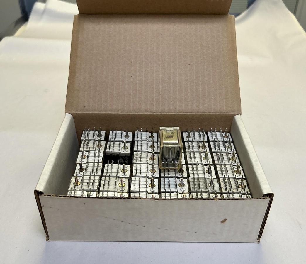 Used POTTER & BRUMFIELD,KH4695-1,RELAY LOT OF 36