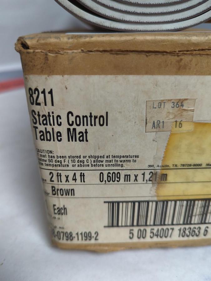 3M,8211,STATIC CONTROL TABLE MAT 2FTX4FT 98-0798-1199-2 NOS