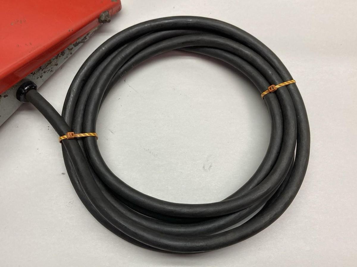 Used Dayton,Model 2X589,Foot Switch
