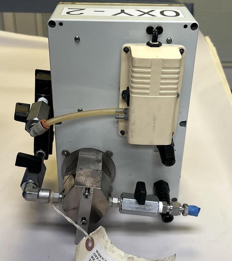 Used PLAS LABS,SERIES 3000,TRACE OXYGEN ANALYZER