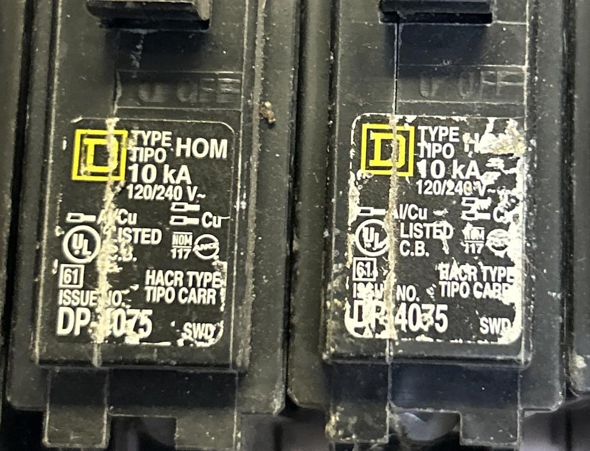 Used SQUARE D,HOM115,CIRCUIT BREAKER 15A 120/240V 1P LOT OF 10