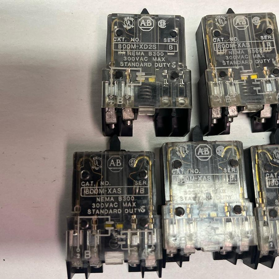 ALLEN BRADLEY,800M-XAS,CONTACT BLOCK 22MM SERIES B LOT OF 7