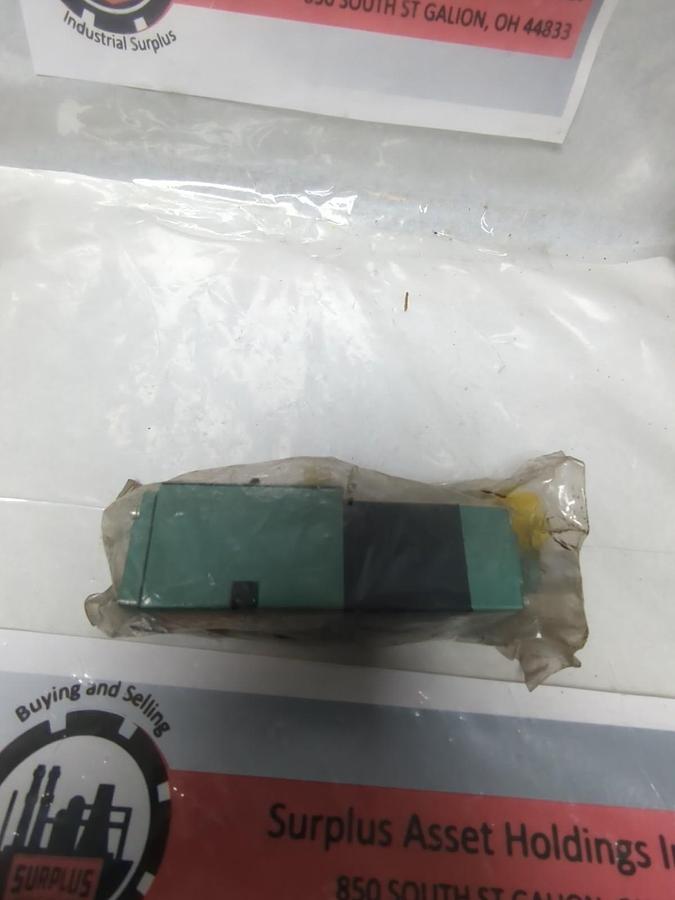 NUMATICS,152SA400K01 1B30,SOLENOID VALVE 110-120V NOS