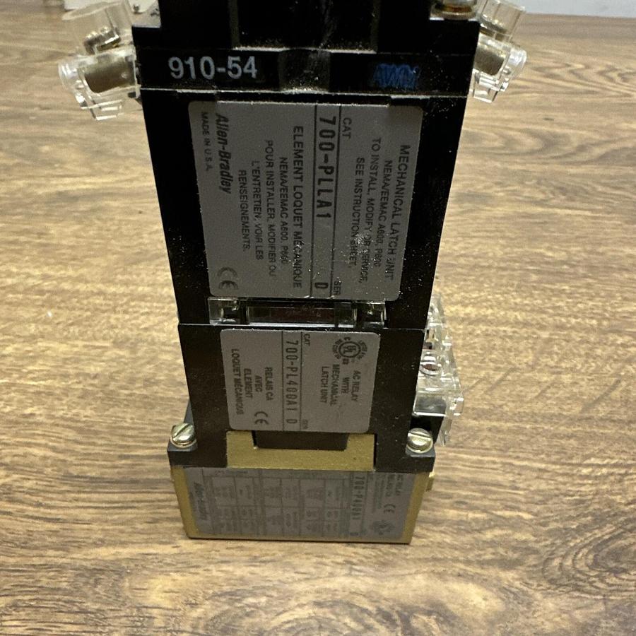 Used Allen Bradley,700-P400A1,Relay Ser.D W/700-PL400A1 / 700-PLLA1 Ser.D