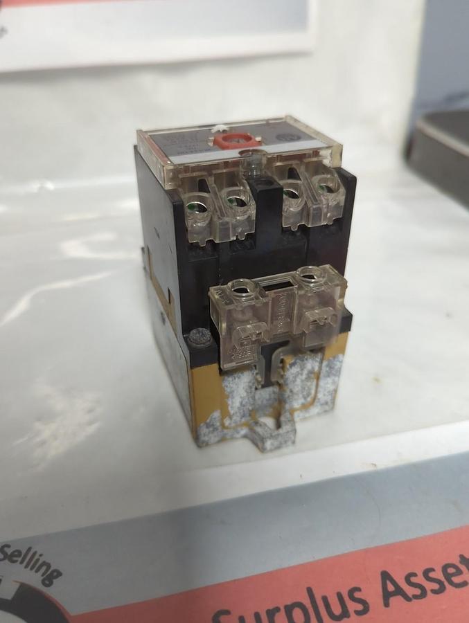 Used ALLEN BRADLEY,700-P400 A1,AC RELAY PRE-OWNED