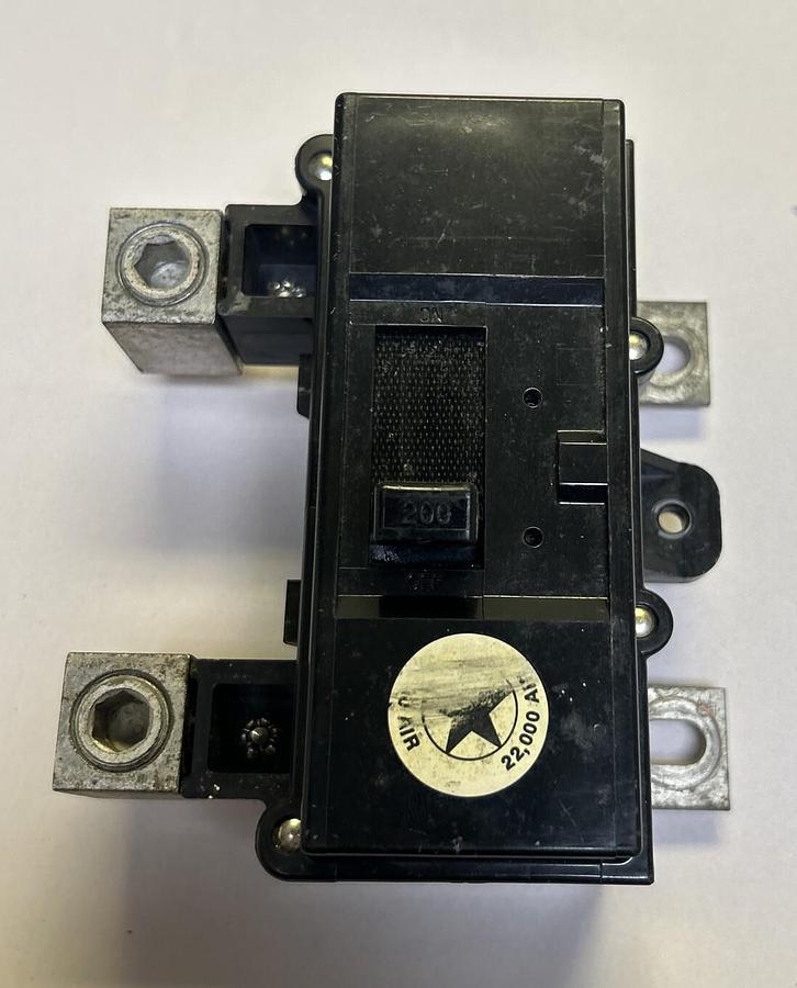 Used SQUARE D,QOM2200VH,CIRCUIT BREAKER 200A 120/240V 2P