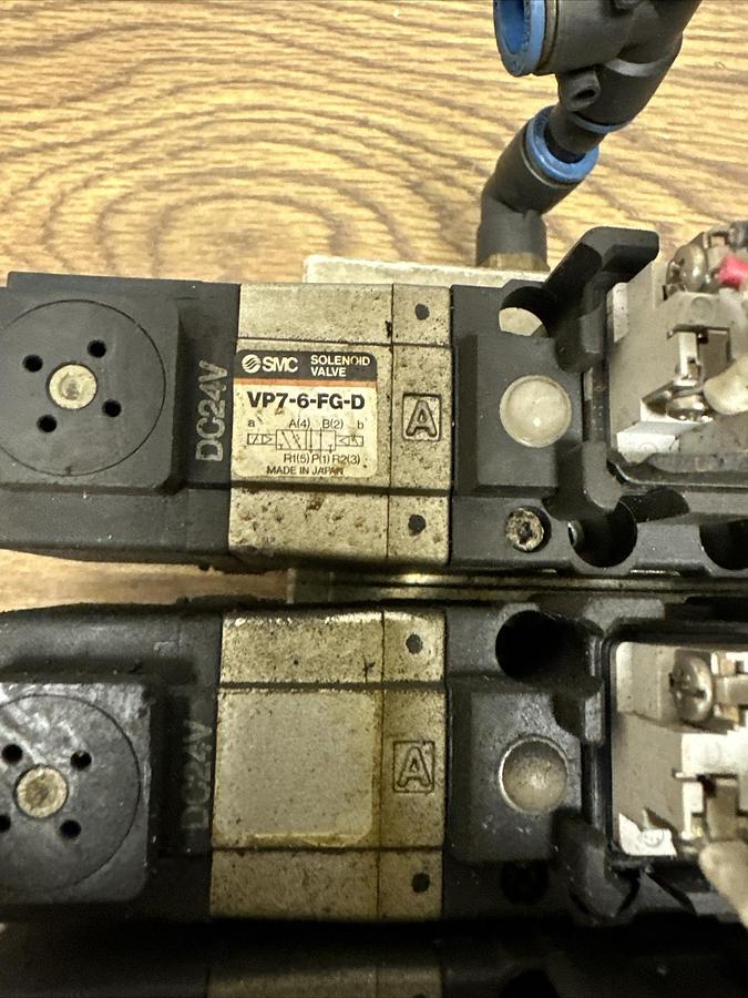 Used SMC,7 EA.VP7-6-FG-D,Solenoid Valves 1EA. ARB250-00 W/10 Valve Manifold