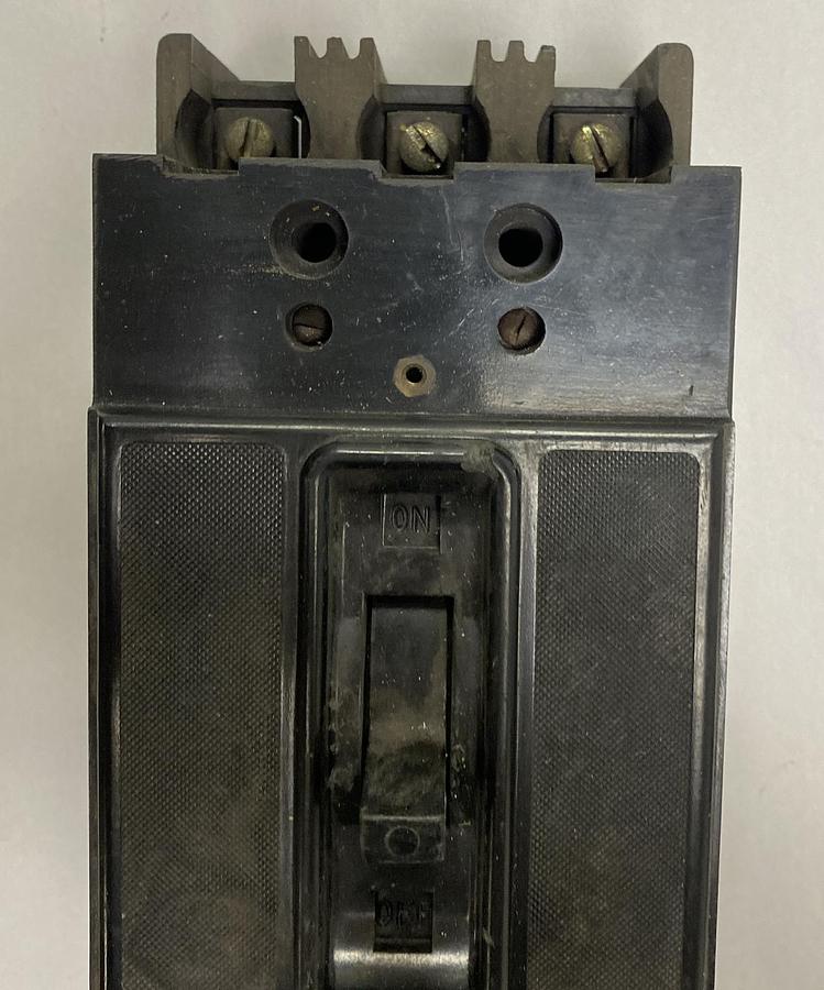 Used General Electric,ATBA36010M,Circuit Board 10A 600V 3 Pole