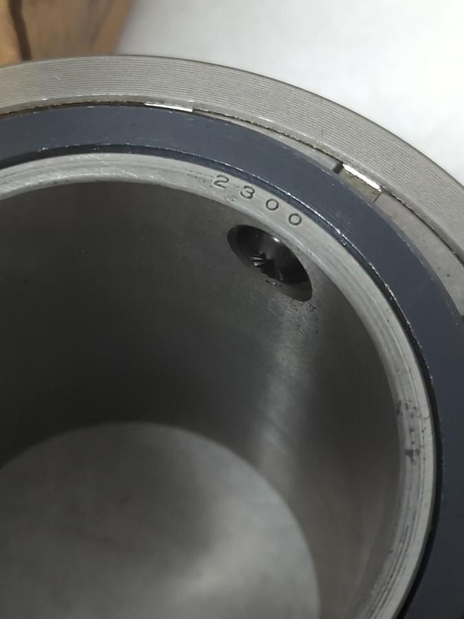 REX,ZMC2300,SPHERICAL ROLLER BEARING CARTRIDGE 3 INCH BORE NOS