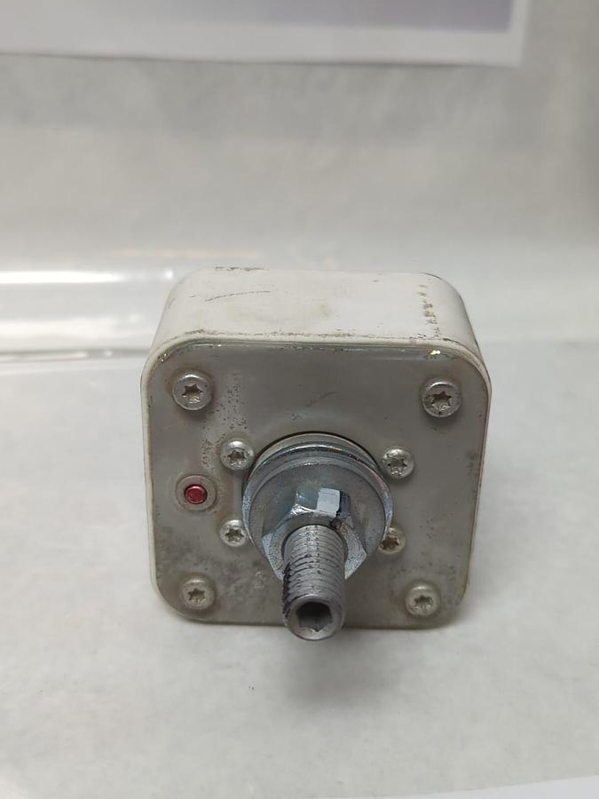Used COOPER BUSSMANN,170M6410,FUSE 630 AMP 690/700V PRE-OWNED