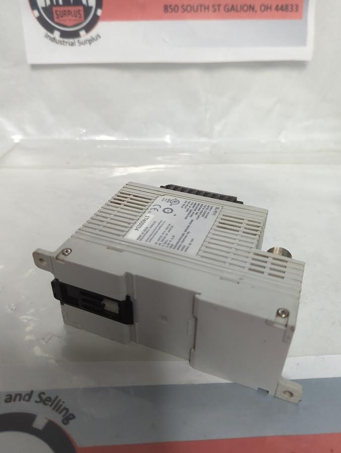 Used KEYENCE,SL-R11,SAFETY CONTROLLER UNIT CLASS 2 24V DC PRE-OWNED