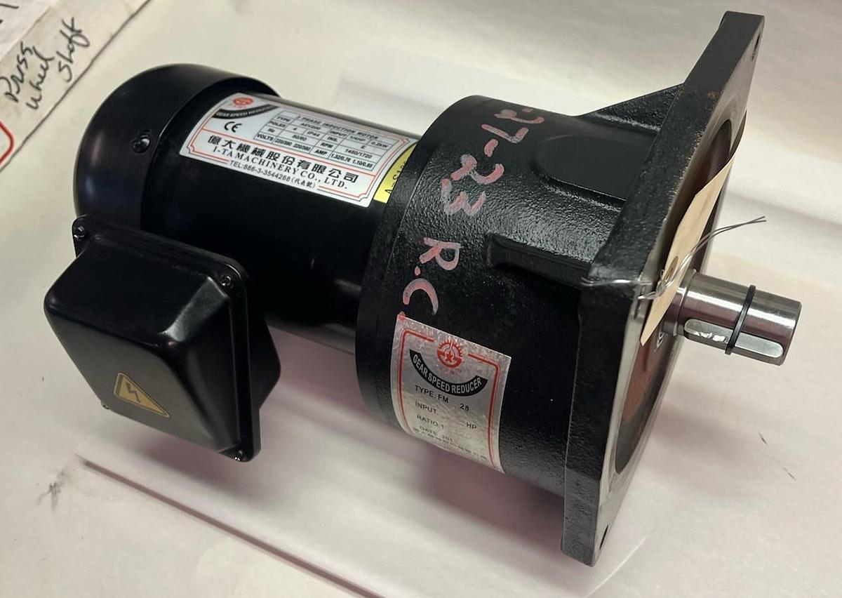 Used I-TA MACHINERY,FM-28,GEAR SPEED REDUCER 1/4HP 120 RATIO 3PH AEV200