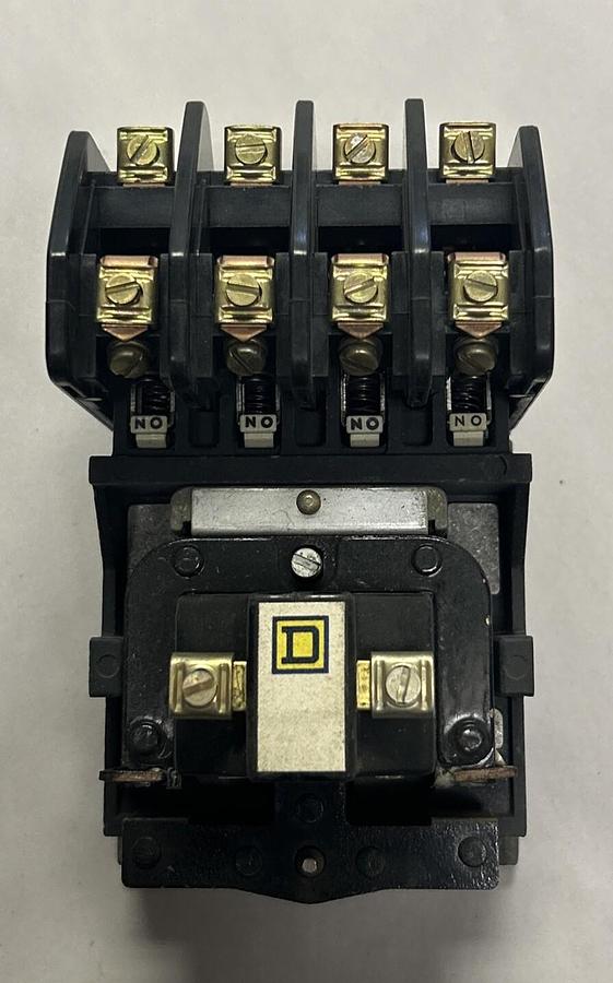 Used SQUARE D,8501-HM0-40,MASTER RELAY