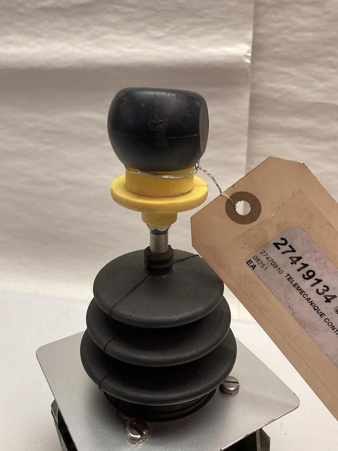 Used Telemecanique,XKB-A1230,Joystick Controller 300V