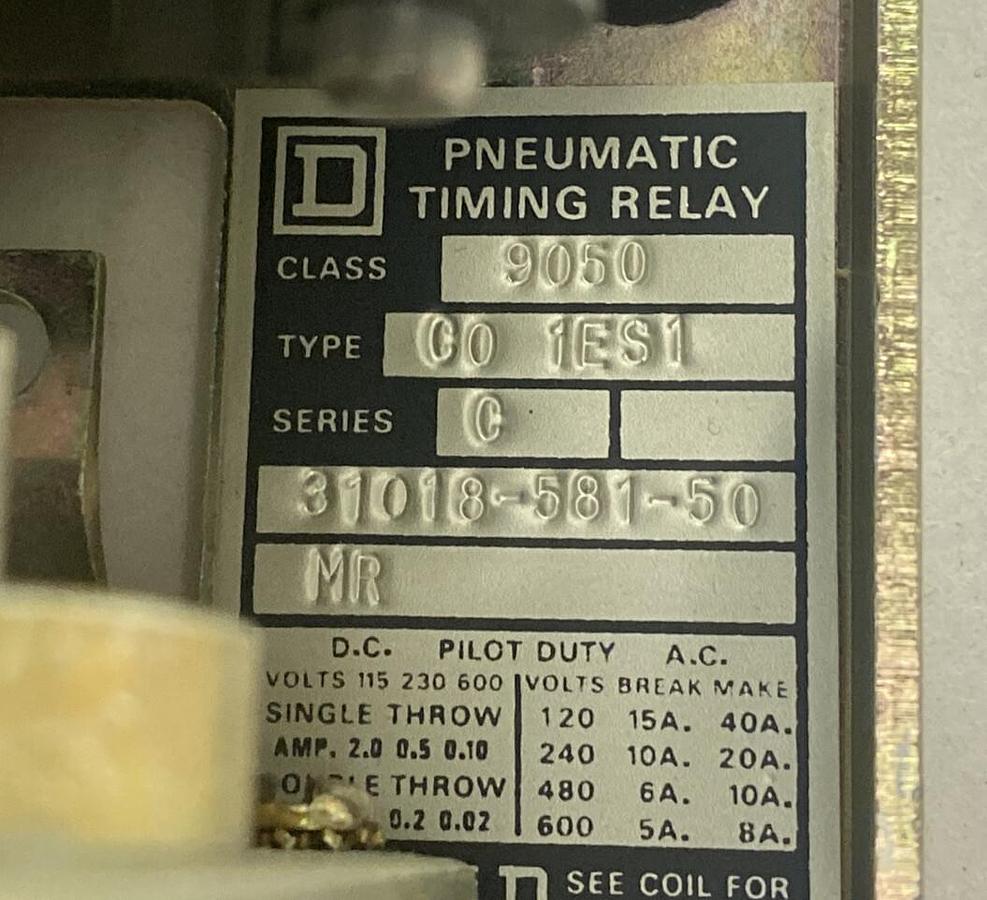 SQUARE D,9050-C0-1E-S1,PNEUMATIC TIMING RELAY NEW