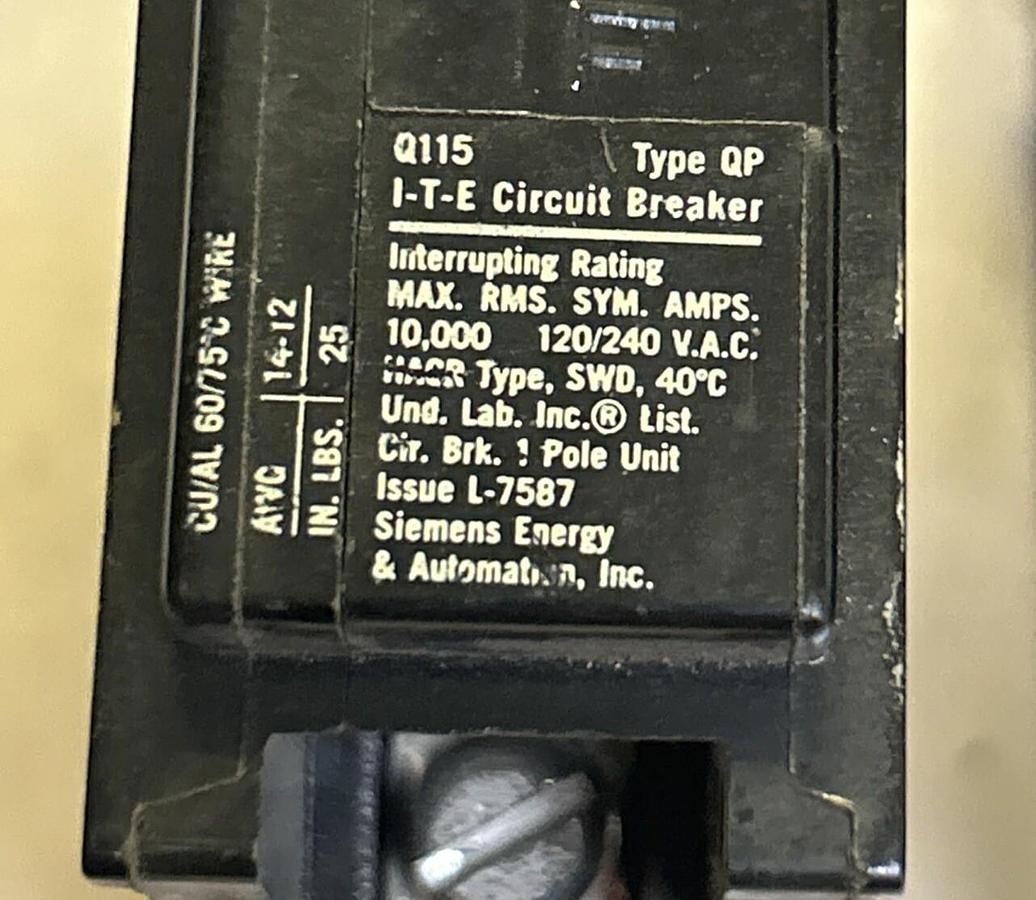 Used ITE,Q115,CIRCUIT BREAKER 15A 120/240V 1P LOT OF 2