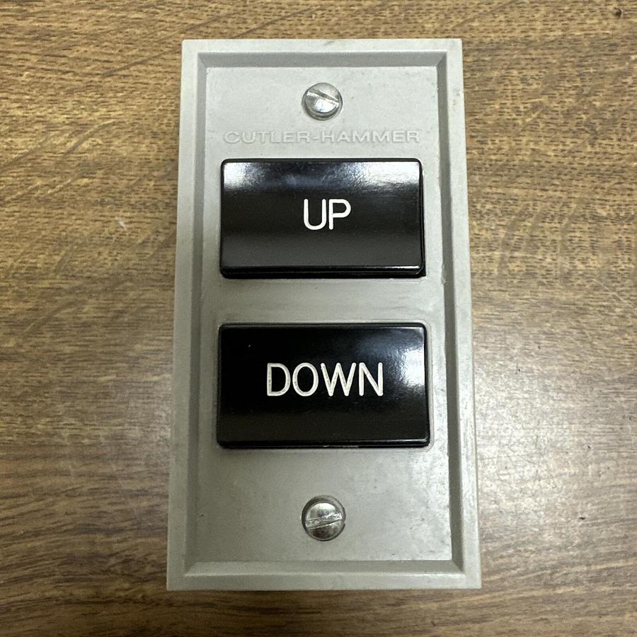 Eaton Cutler Hammer,H5204,UpDown Push Station