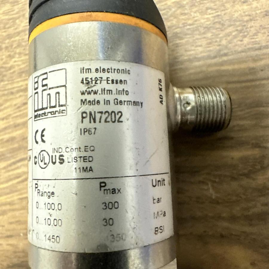 Used Efector,PN7202,Electronic Pressure Controller