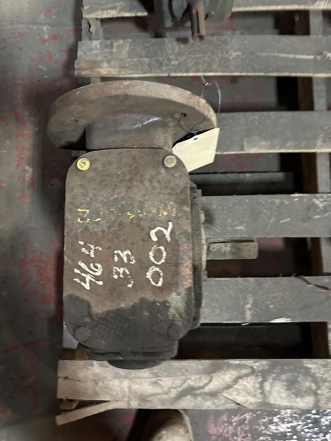 Used Browning,325C1-L15E 8102,Worm Gear Speed Reducer 15:1 Ratio