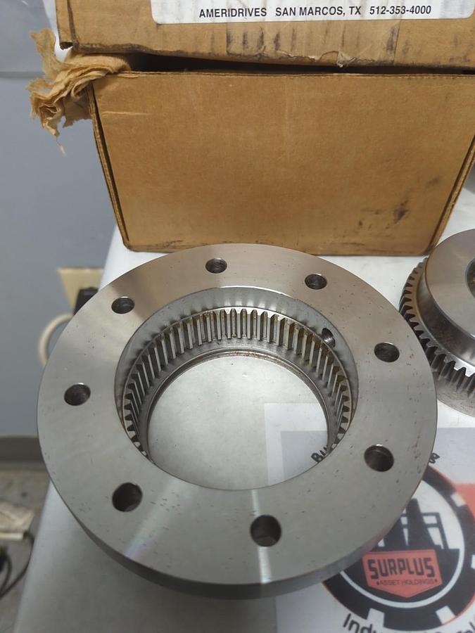 AMERIDRIVES,212581-016,COMPLETE COUPLING 3/8X3/16-3/8X3/16 NOS