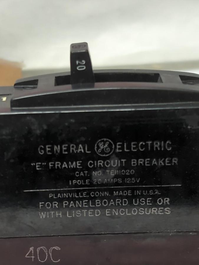 GENERAL ELECTRIC,TE111020WL,CIRCUIT BREAKER 1-POLE 20 AMP NOS