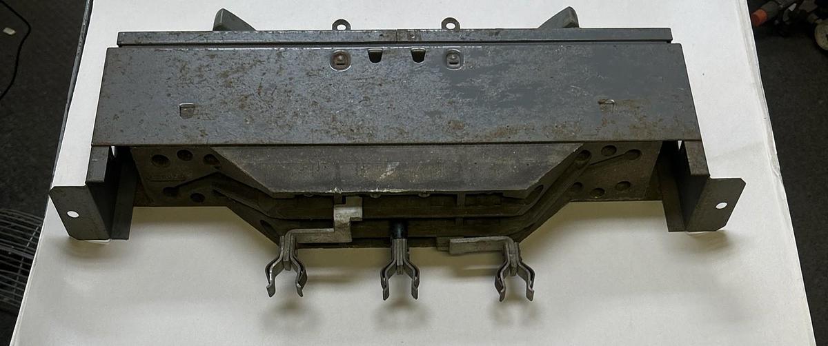 Used SQUARE D,QMB303T,FUSIBLE PANEL BOARD SWITCH 30A 240V 3P