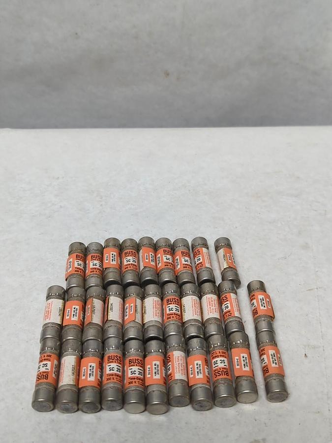 COOPER BUSSMANN,SC 20,TIME-DELAY 20 AMP FUSE LOT OF 31 NOS