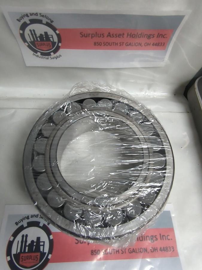 Used SKF,22226 EK,SPHERICAL ROLLER BEARING 130X230X64MM PRE-OWNED