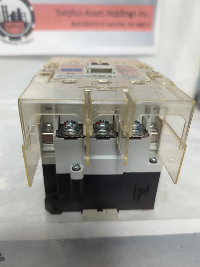 Used MITSUBISHI,S-N65,MAGNETIC CONTACTOR 3-POLE WITH GAURDS PRE-OWNED