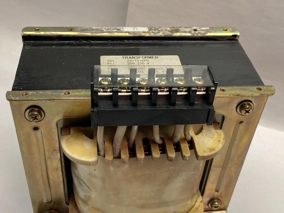 Used Suzuki,2S11010PB,Single Phase Transformer 100/200V 110/220V 50/60Hz 1000VA