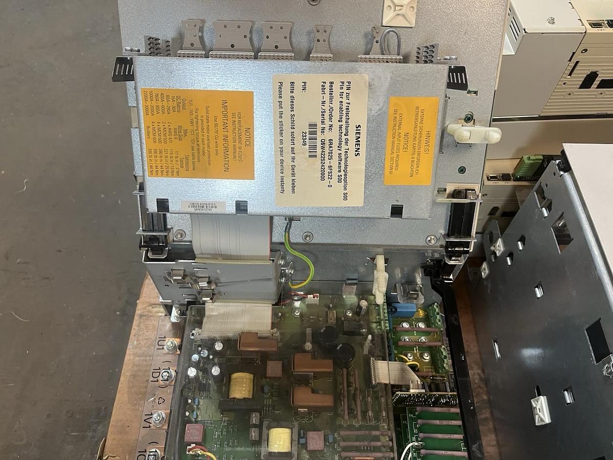 Used SIEMENS,6RA7025-6FS22-0-Z,SIMOREG DC CONVERTER DRIVE OUTPUT 550VDC 60A