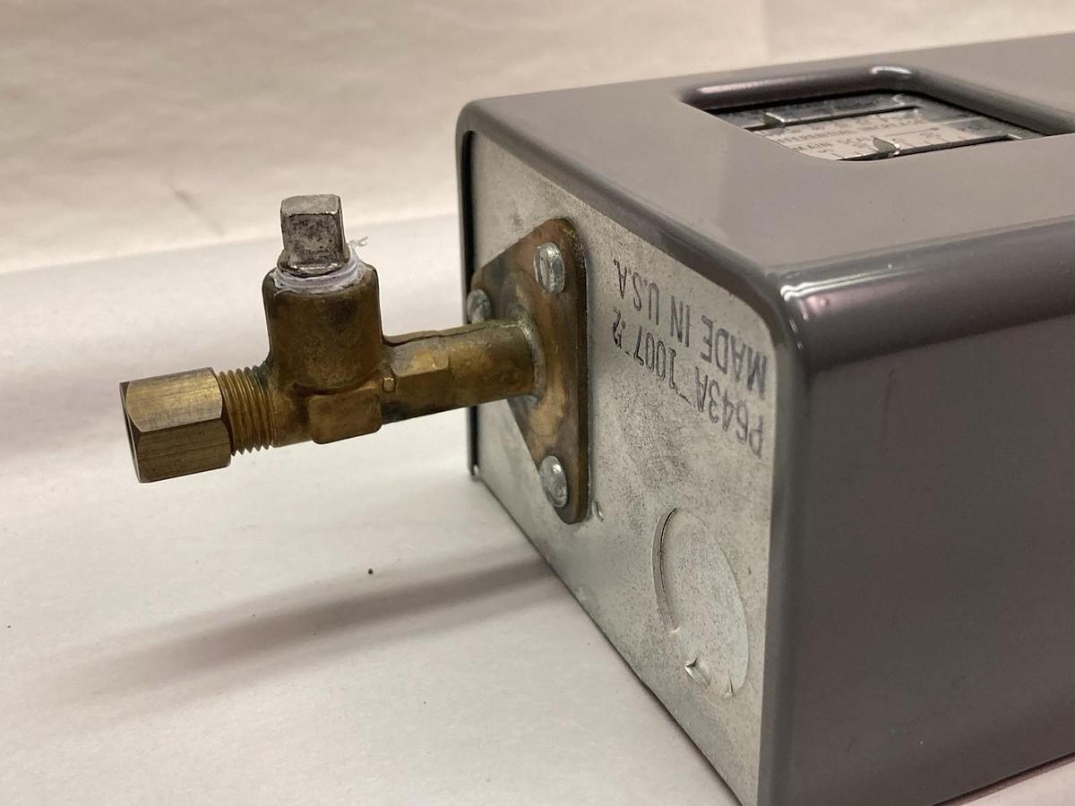 Honeywell,P643A 1007 2,Differential Pressuretrol