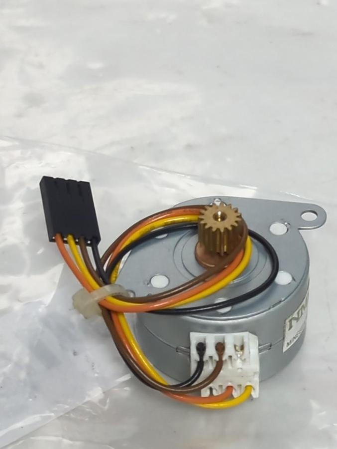 Used MINEBEA,PM35L-048-HBA4,STEPPING MOTOR PRE-OWNED