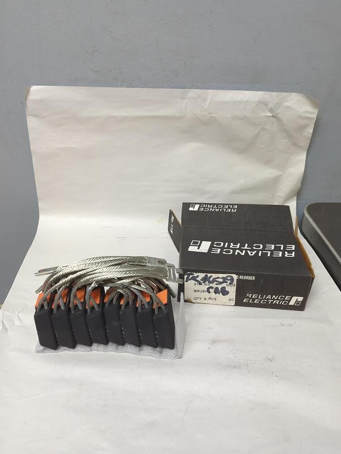 RELIANCE ELECTRIC,3141-WX,CARBON MOTOR BRUSHES BOX OF 8 PIECES NOS