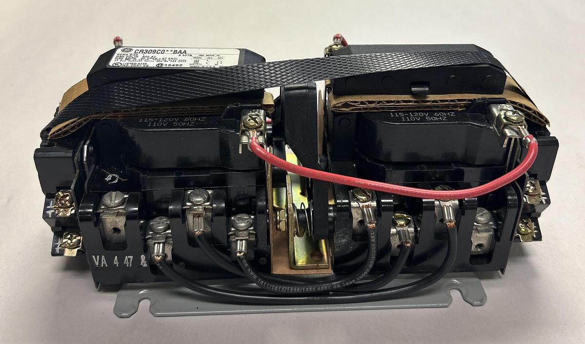 GE,CR309C0**BAA,MAGNETIC REVERSING STARTER SIZE 1 30A 600V NOS