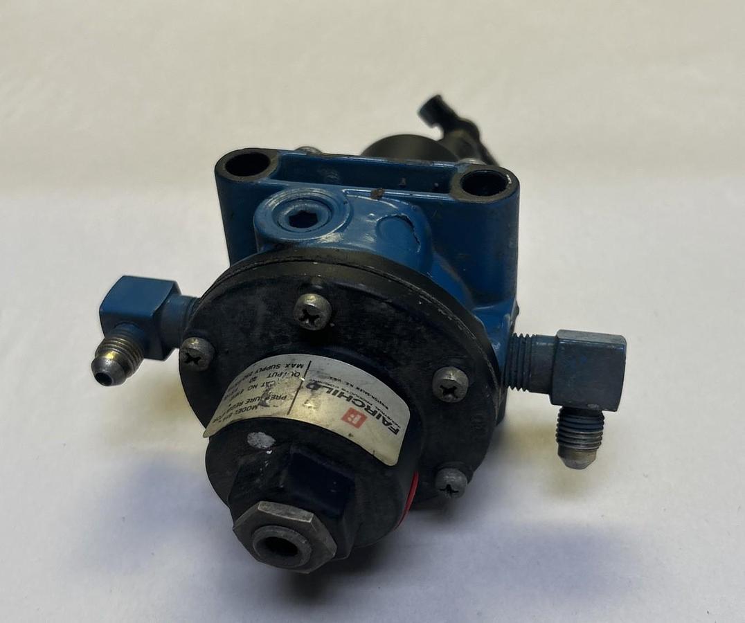 Used FAIRCHILD,61A,PNEUMATIC AIR PRESSURE REGULATOR 20PSI
