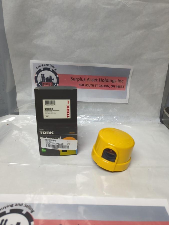 TORK,2008B,INSTANT RESPONSE PHOTOCONTROL 420-530VAC 50/60HZ NOS