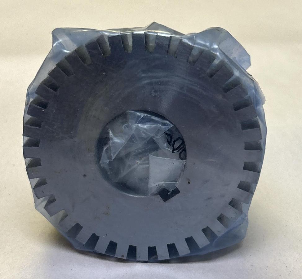 REXNORD,1040T,COUPLING HUB 1.125INCH BORE NOS