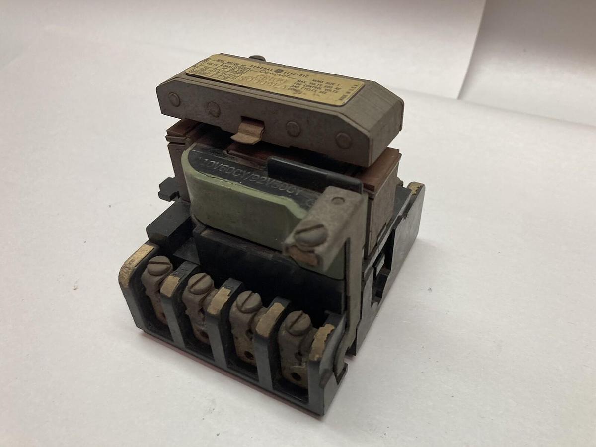 Used General Electric,CR109S000AEA,Nema Size 1 Motor Starter 600VAC