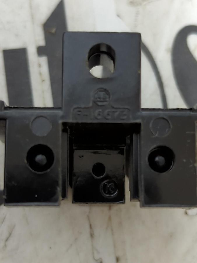 ALLEN BRADLEY,F-16673,TERMINAL BLOCK END SECTION LOT OF 63 NOS