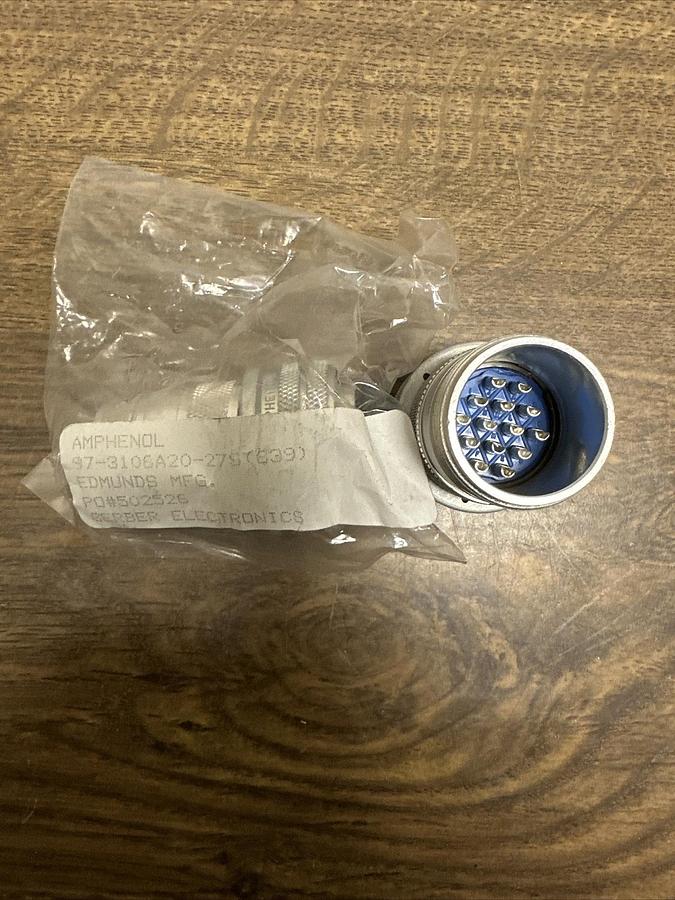 Amphenol,97-3106A20-270,14 Pin Receptacle  LOT of 2