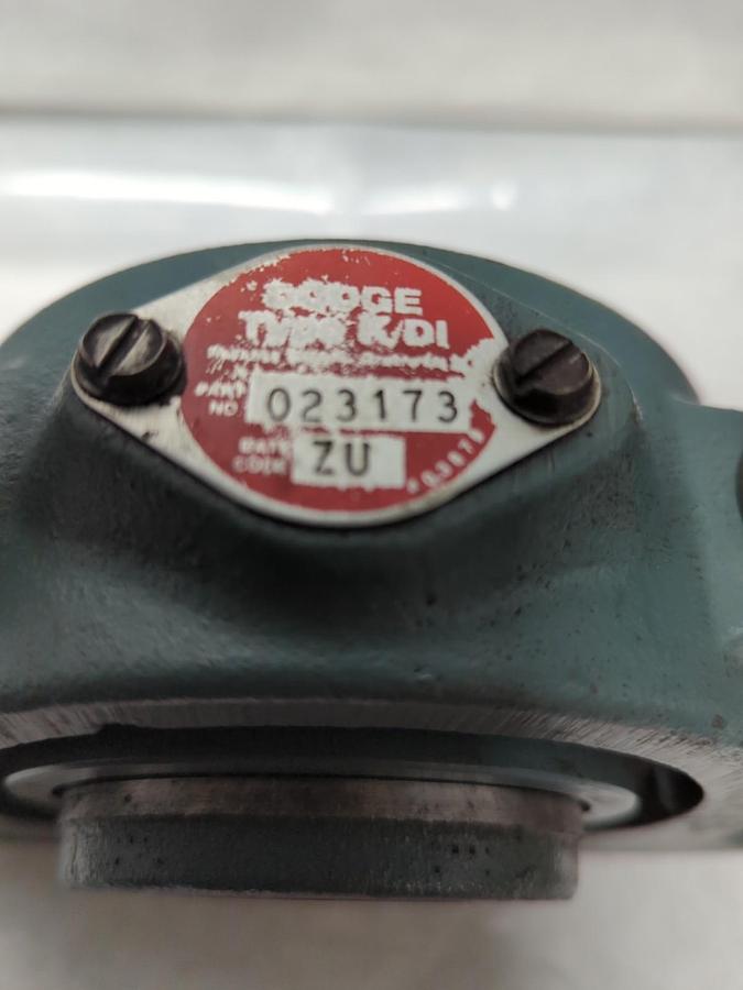 Used DODGE,023173,SPLIT PILLOW BLOCK 2-BOLT BASE 1-11/16 INCH BORE PRE-OWNED